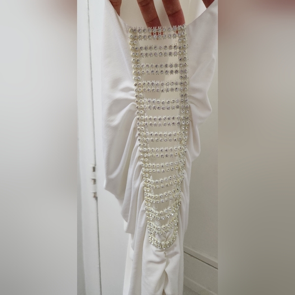 3/$25 Esha Designer Semi formal sleeveless dress White S size. - Picture 8 of 9